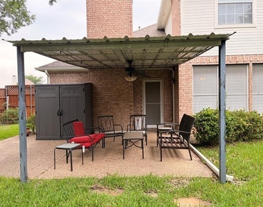 120 Stonecreek Drive - Photo Thumbnail 24