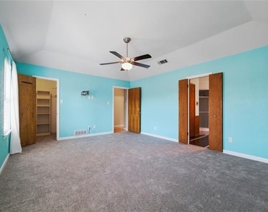 322 N Greenstone Lane - Photo Thumbnail 29