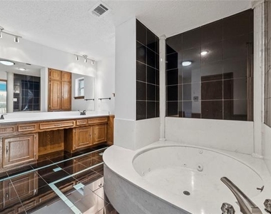 322 N Greenstone Lane - Photo Thumbnail 30