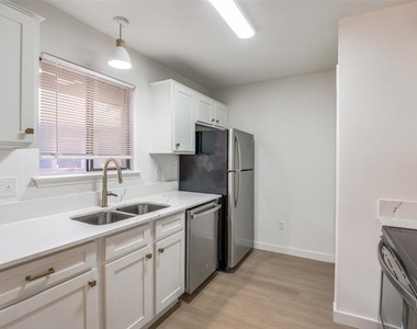 5550 Spring Valley Road - Photo Thumbnail 9