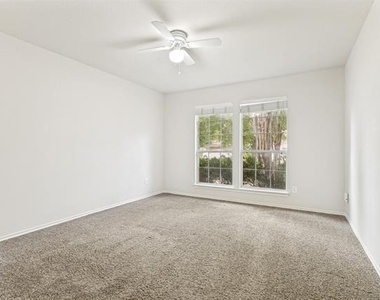 556 Winbridge Lane - Photo Thumbnail 17