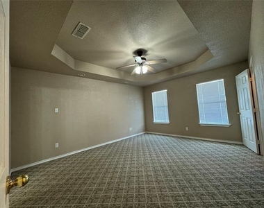 116 Donley Street - Photo Thumbnail 5