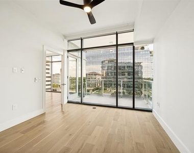 8119 Douglas Avenue - Photo Thumbnail 5