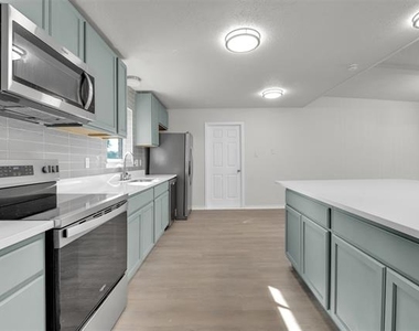 2630 Pasteur Avenue - Photo Thumbnail 3