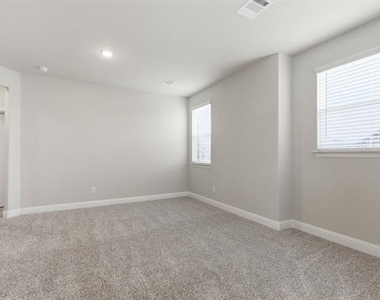 612 Rain Barrel Place - Photo Thumbnail 19