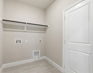 612 Rain Barrel Place - Photo Thumbnail 26