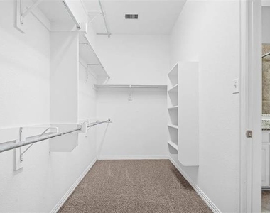 3920 Canton Jade Way - Photo Thumbnail 13