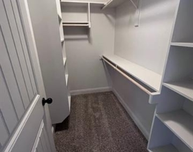 2716 Ginger Court - Photo Thumbnail 34