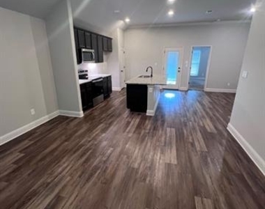 2716 Ginger Court - Photo Thumbnail 5