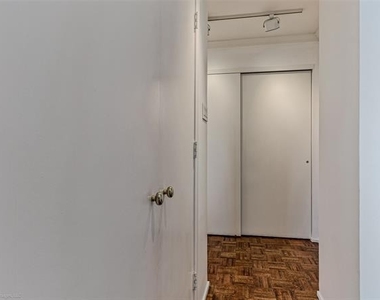 3883 Turtle Creek Boulevard - Photo Thumbnail 10