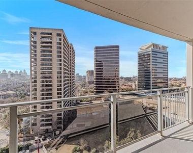 3883 Turtle Creek Boulevard - Photo Thumbnail 12