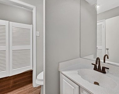 9809 Matchpoint Place - Photo Thumbnail 9