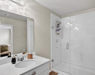 1212 River Oak Lane - Photo Thumbnail 13