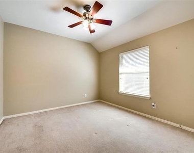 12518 Alfa Romeo Way - Photo Thumbnail 24