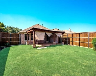 12518 Alfa Romeo Way - Photo Thumbnail 5