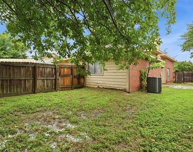 2540 Winter Oak Street - Photo Thumbnail 23