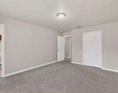 2508 Skylark Drive - Photo Thumbnail 19