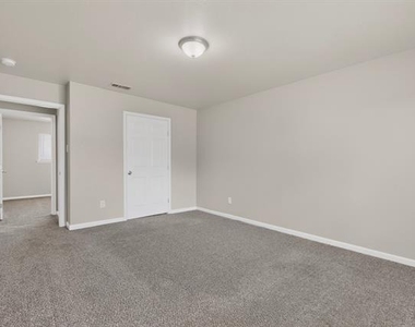 2508 Skylark Drive - Photo Thumbnail 20