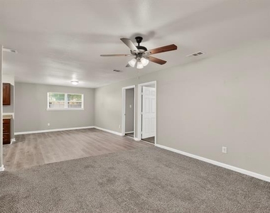 2508 Skylark Drive - Photo Thumbnail 11
