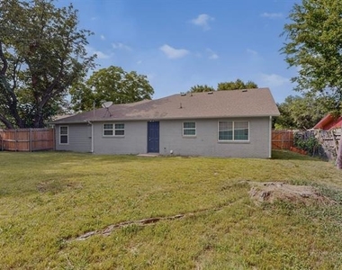 2508 Skylark Drive - Photo Thumbnail 35
