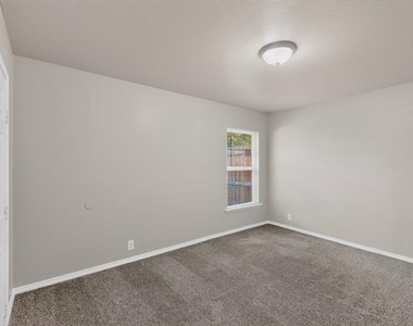 2508 Skylark Drive - Photo Thumbnail 26
