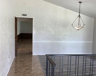 5260 Pruitt Drive - Photo Thumbnail 12