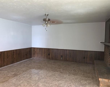 5260 Pruitt Drive - Photo Thumbnail 1