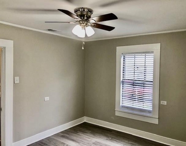 912 Rome Street - Photo Thumbnail 10