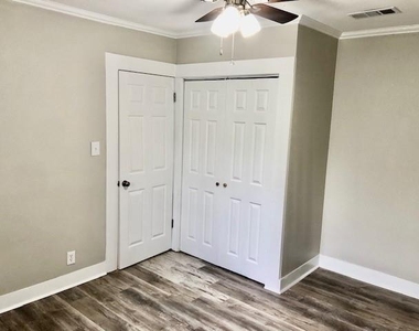 912 Rome Street - Photo Thumbnail 11
