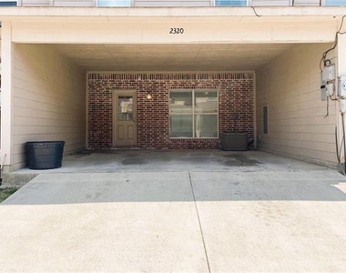 2320 Calendar Court - Photo Thumbnail 17