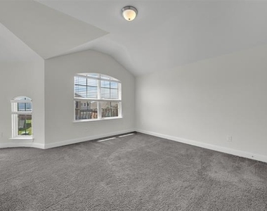 310 Myrtle Beach Drive - Photo Thumbnail 18