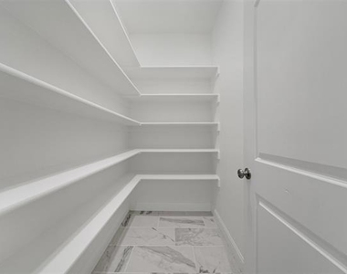 310 Myrtle Beach Drive - Photo Thumbnail 13