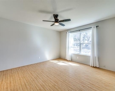 4057 Windhaven - Photo Thumbnail 14