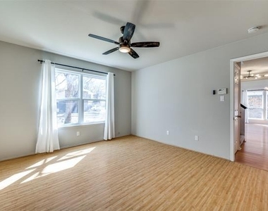 4057 Windhaven - Photo Thumbnail 15