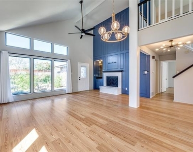 4057 Windhaven - Photo Thumbnail 4