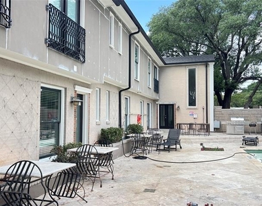 7734 Meadow Road - Photo Thumbnail 24