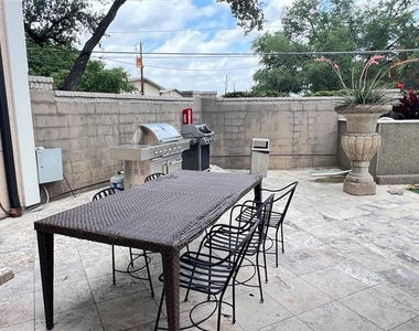 7734 Meadow Road - Photo Thumbnail 25
