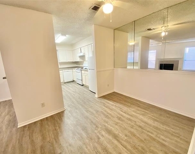 2632 Pinta Circle - Photo Thumbnail 5