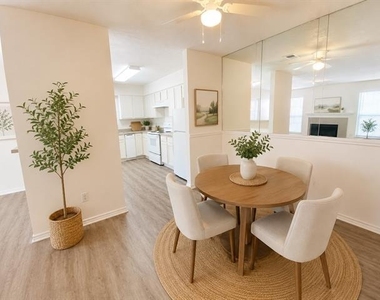 2632 Pinta Circle - Photo Thumbnail 4