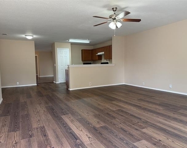 8824 Sagebrush Trail - Photo Thumbnail 5