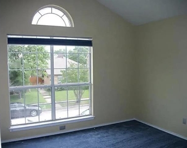 1331 Overlook Drive - Photo Thumbnail 8