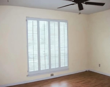 1331 Overlook Drive - Photo Thumbnail 4