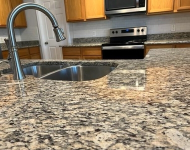 1004 Trickham Drive - Photo Thumbnail 5