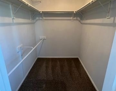1004 Trickham Drive - Photo Thumbnail 16