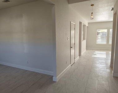 406 Stanley Falls Drive - Photo Thumbnail 29