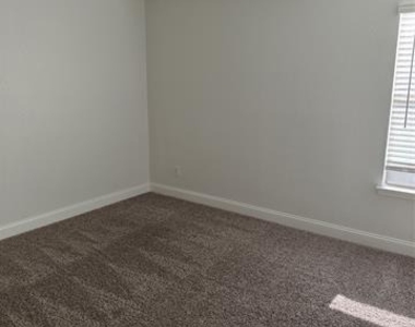 406 Stanley Falls Drive - Photo Thumbnail 24