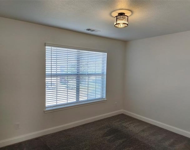 406 Stanley Falls Drive - Photo Thumbnail 20