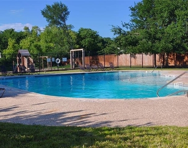 406 Stanley Falls Drive - Photo Thumbnail 33