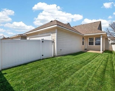 10008 Hanover Drive - Photo Thumbnail 22