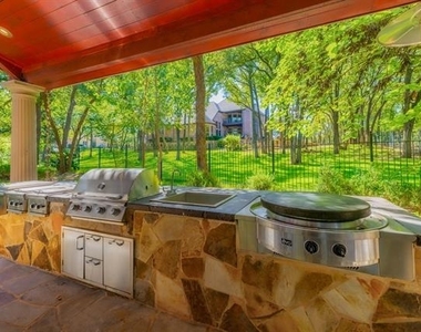3205 High Point Drive - Photo Thumbnail 38